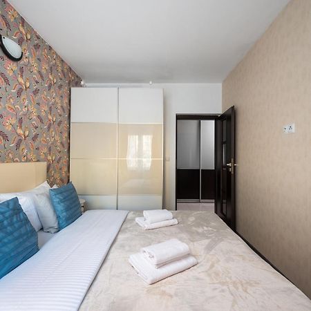 Park Praski 2-Bedroom Apartment Warsaw Exterior photo